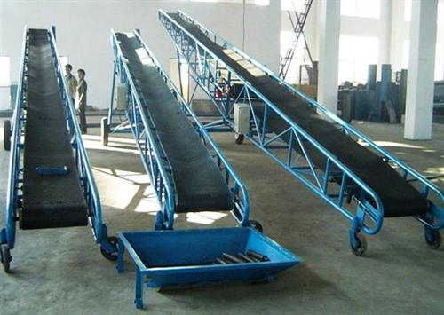 輸送機(jī)